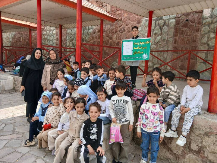  ۴۰ کارگاه آموزشی در هفته زمین پاک منطقه یک برپا شد 