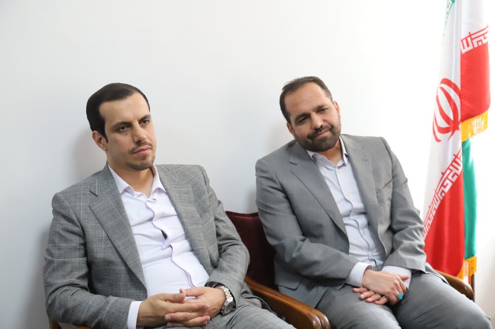 نقش موثر معلمان در سازندگی و پیشرفت کشور