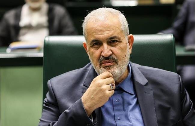حضور وزیر نیرو در صحن شورای شهر تهران