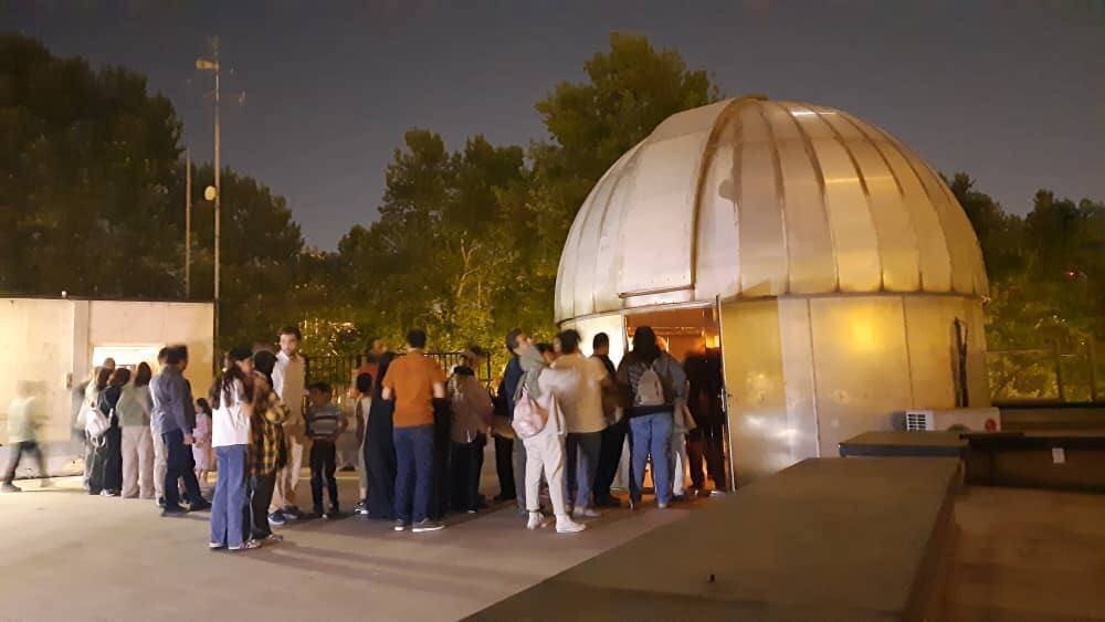 ویژه برنامه هفته جهانی نجوم ۱۴۰۴ برگزار شد