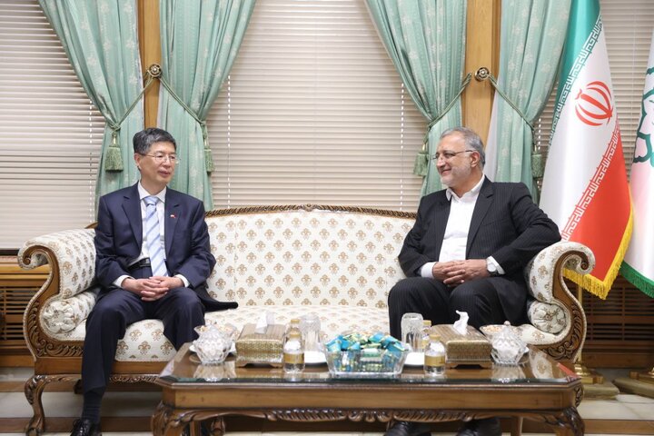 زاکانی: ظرفیت‌های بیشتری برای همکاری‌های دوجانبه می‌توان فعال کرد/ زونگ‌پی‌وو: از نزدیک شاهد تحولات در تهران هستم