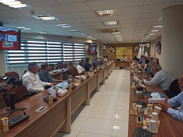 آغاز طرح پویش آموزش همگانی شهر آماده ویژه تاکسیرانان