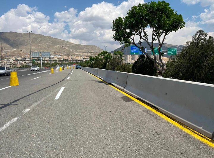 ایمن‌سازی بزرگراه آزادگان با نصب نیوجرسی بتنی در محور میانی