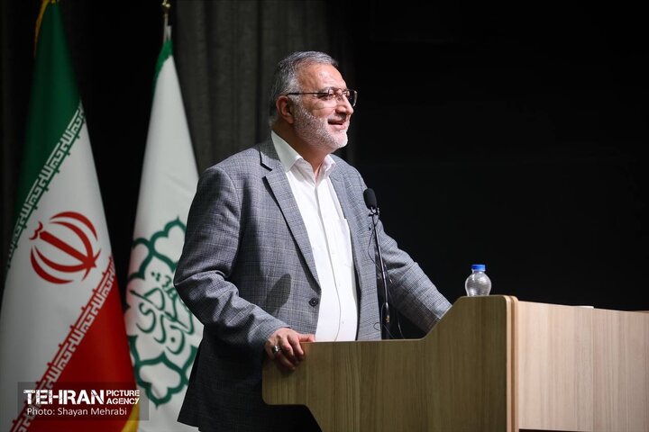 روابط‌عمومی می‌تواند دشمن را برای ایجاد تفرقه در جامعه نومید کند