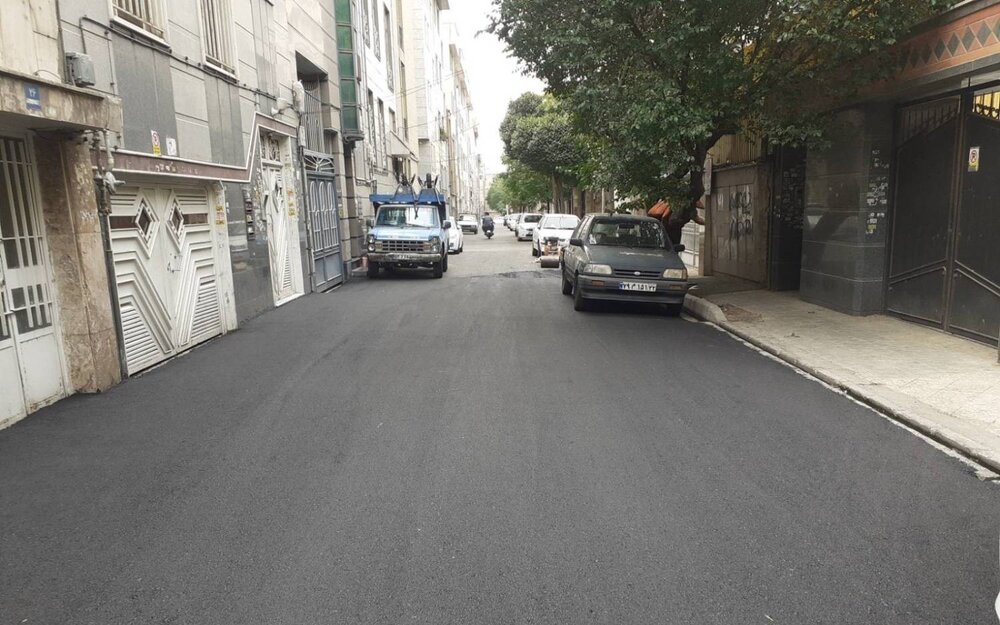 پیشرفت ۷۰ درصدی در لکه‌گیری آسفالت نسبت به برنامه تعیین‌شده در منطقه ۱۰