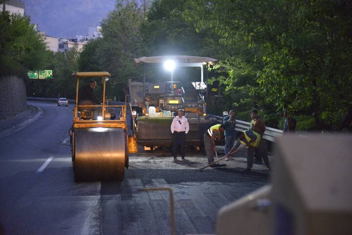 اجرای ۱۴ هزار متر مربع روکش آسفالت در بزرگراه شهید مدرس 