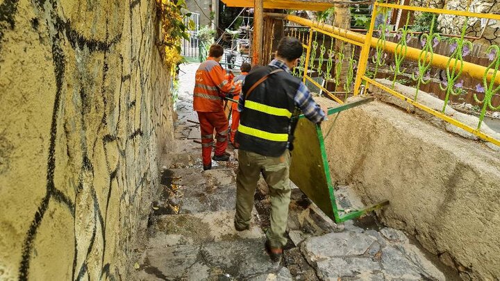 جمع‌آوری تخت‌های غیرمجاز از بستر رودخانه دربند