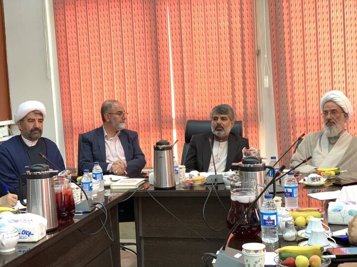 برپایی جشن بزرگ غدیر در محله خاک سفید