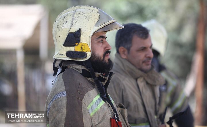 مشکلات بازنشستگی آتش‌نشانان حل می‌شود