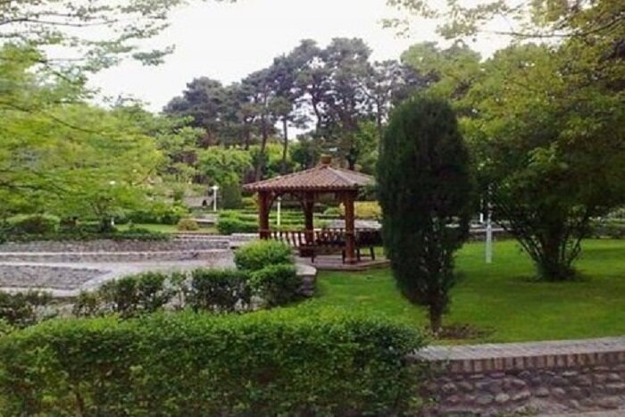 بوستان‌های منطقه ۲ آماده میزبانی از شهروندان در تابستان شد
