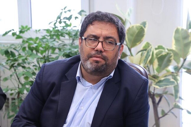 آغاز طرح آزادسازی معابر پایتخت با محوریت جمع‌آوری میز و صندلی واحدهای صنفی مواد غذایی