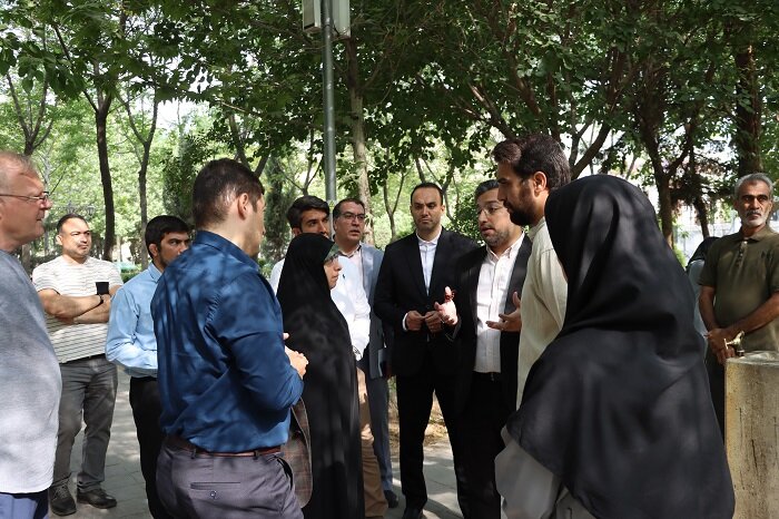 نشست عضو شورای اسلامی شهر تهران با معتمدین ، فعالان ورزشی و فرهنگی منطقه ۱۱