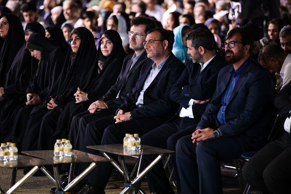 حضور ۵۰۰۰ نفر از کارکنان شهرداری در جشن بزرگ ثقلین