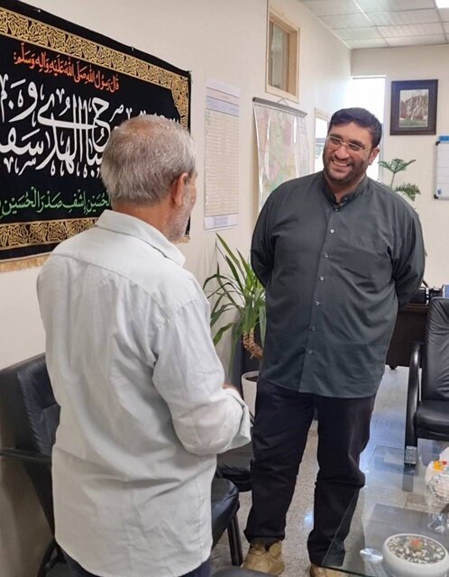 تقدیر شهرداری از یک پاکبان که باعث شناسایی و دستگیری جاسوسان شد