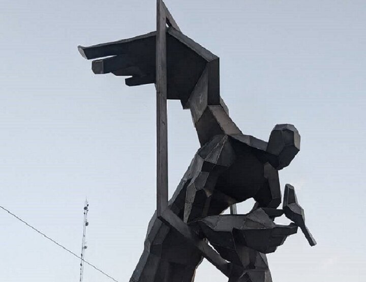 المان "نگهبان مهربانی" در سعادت‌آباد جانمایی شد