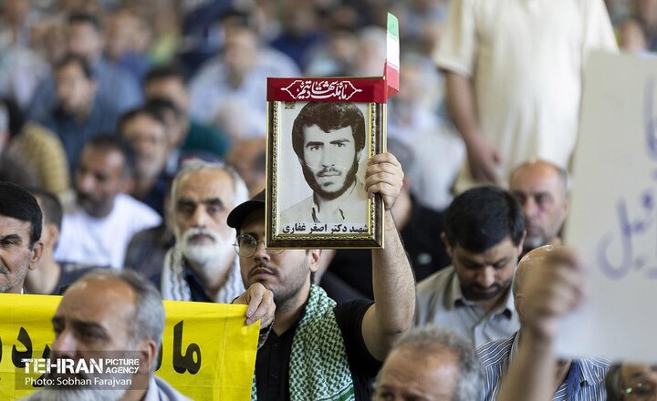 نماز جمعه «خشم و نصر» در تهران
