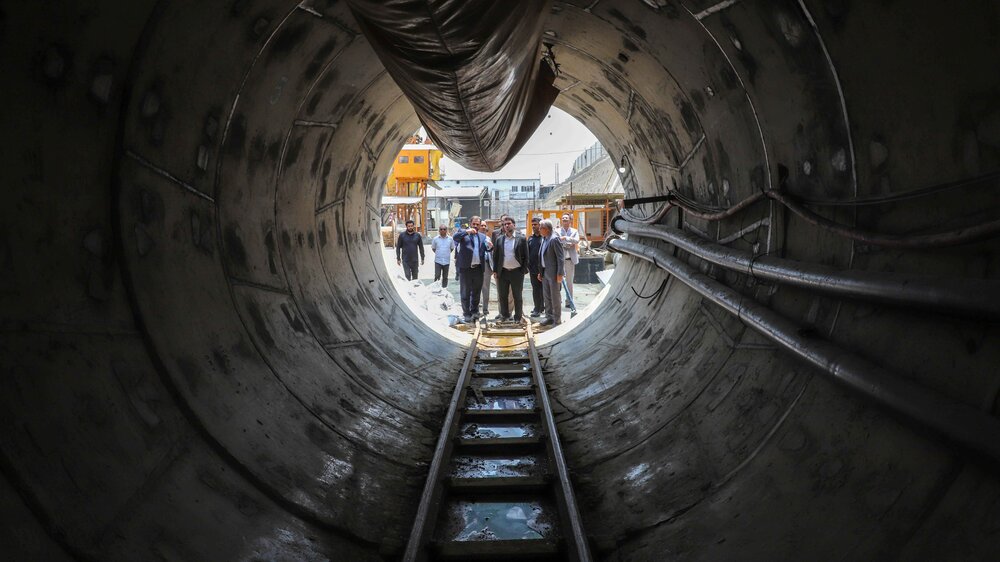 مدیریت آبهای سطحی از شرق تا غرب تهران با الگوی ملی