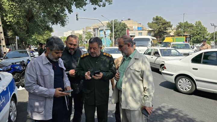 کمک شهرداری منطقه۴ به بسیج ناحیه مقاومت کربلا در شرایط ویژه کشور