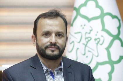 اجرای زیرسازی نمای مسجد امام سجاد(ع) در منطقه ۵