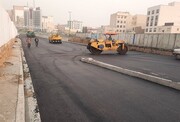 اجرای آسفالت‌ مکانیزه در پروژه تقاطع غیرهمسطح آبشناسان-جنت‌آباد