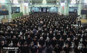 اقامه نماز ظهر عاشورا