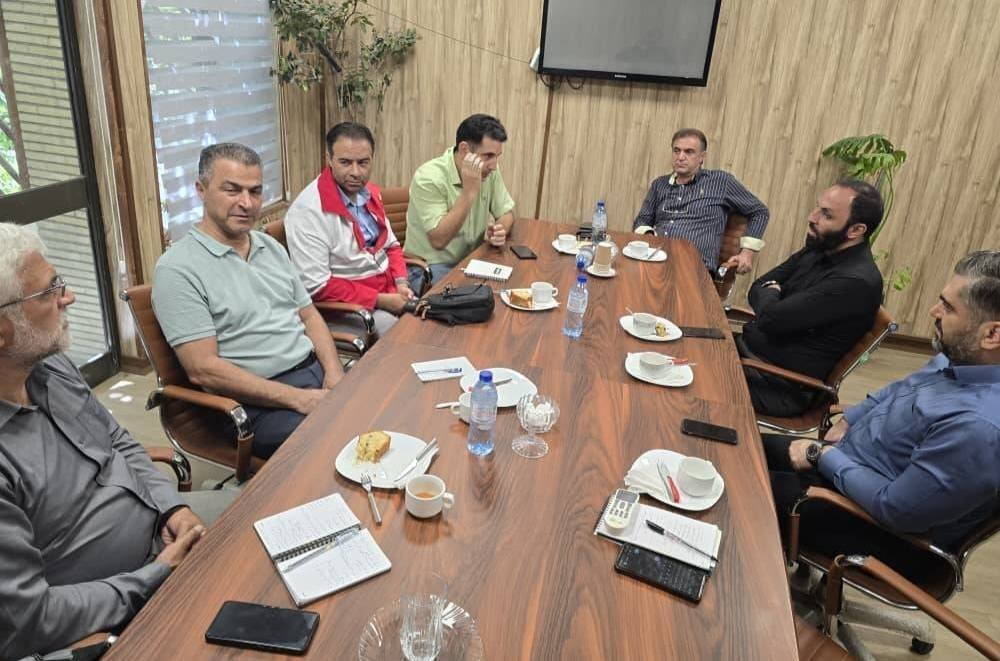 توسعه امکانات آموزشی و امدادی برای کوهنوردان و گردشگران 