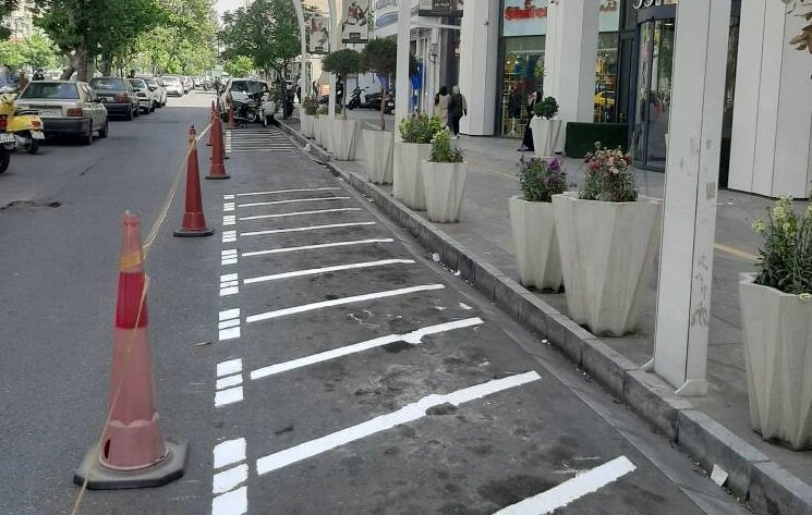 ارتقای انضباط شهری با توسعه فضاهای پارک موتورسیکلت در شرق تهران