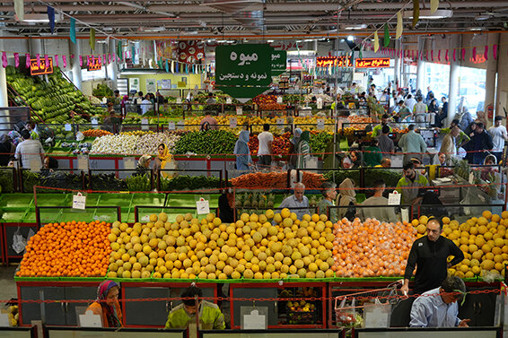 اختلاف قیمت ۳۴ درصدی میوه در میادین و بازارهای میوه و تره‌بار به نسبت سطح شهر