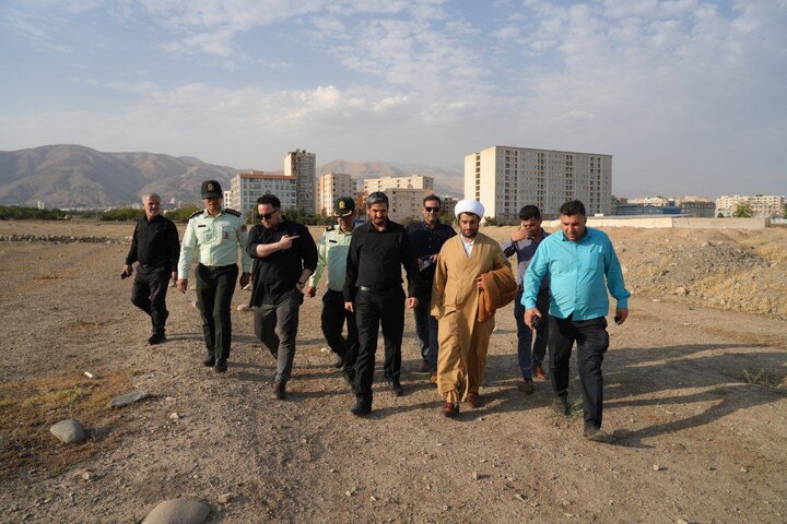 بازدید معاون دادستان تهران و مدیرعامل سازمان خدمات و مشارکت‌های اجتماعی از حریم رودخانه کن