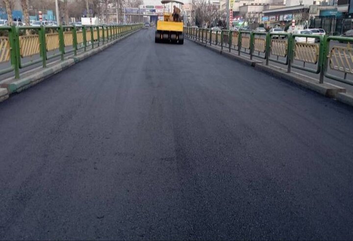 تداوم نهضت آسفالت در مساحتی بالغ بر ۶۲ هزار مترمربع