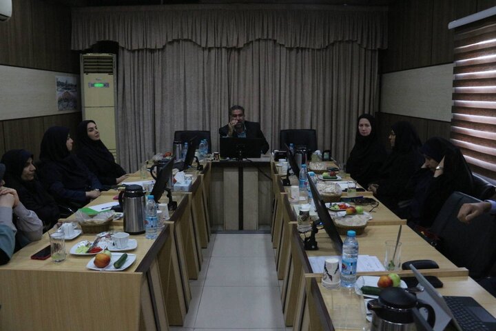 ارائه طرح عملیاتی «پردیس خانواده» در مناطق ۲، ۲۰ و ۲۲