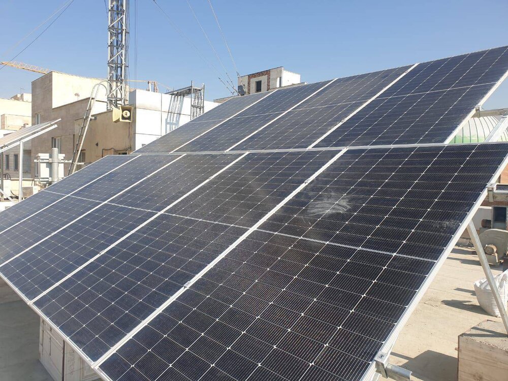 تعداد نیروگاه‌های خورشیدی تهران به ۱۰۱ عدد رسید