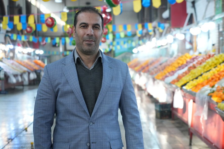 تقدیر فرماندار تهران از مدیر و معاون میدان میوه و تره‌بار جلال آل احمد در جنگ دوازده ۱۲ روزه