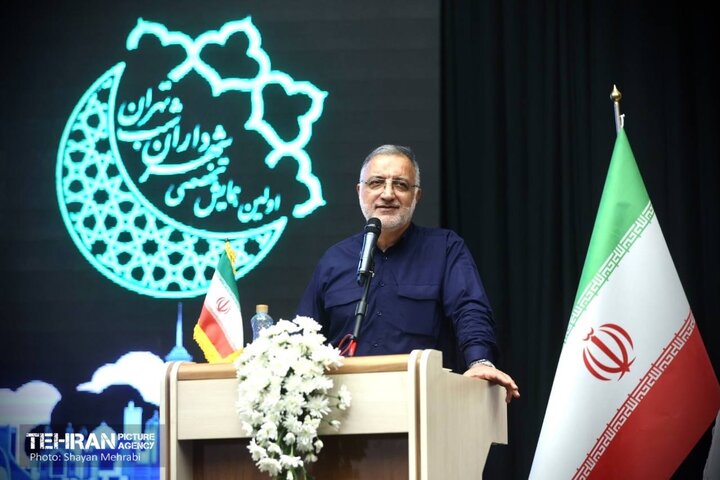 تأکید بر مدیریت ۲۴ ساعته پایتخت با هدف ارتقای کیفیت زندگی در تهران/ رضایت واقعی مردم ملاک ما است