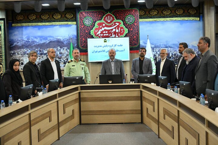 مقابله مستمر و جدی با بساط‌گستران تجریش مطالبه شهروندان است