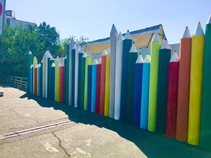 مرمت و بهسازی المان‌های شهری و بازآفرینی مدادرنگی‌های نمادین خیابان شهید مطهری