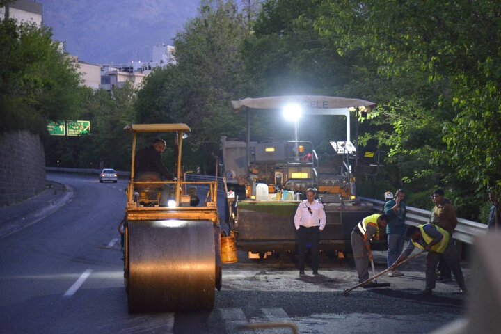 ثبت رکورد جدید در پخش آسفالت منطقه یک با ۷۱ هزار تن در ۵ ماه