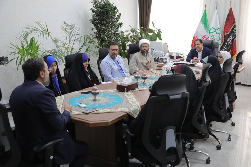 نوجوانان منطقه۱۳ سفیران خدمت و فرهنگ عاشورایی در موکب محبانالرضا (ع)