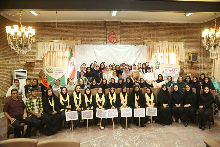 تقویت همدلی مادران و دختران منطقه ۱۰ در رویداد «دور دور تراپی»