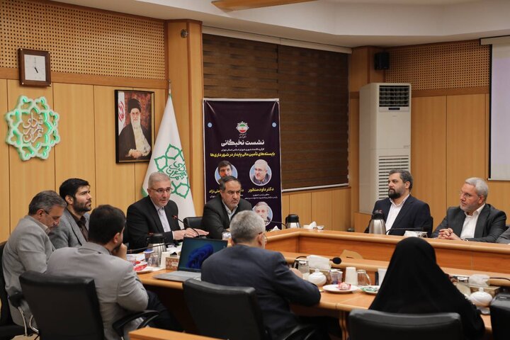 تقدیر رئیس سابق سازمان برنامه و بودجه از شهرداری تهران