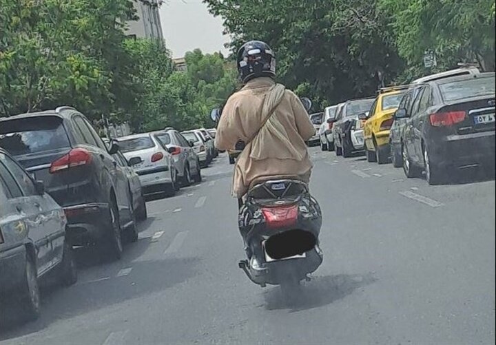 صدور گواهینامه موتورسیکلت برای بانوان نیازمند اصلاح قانون است 