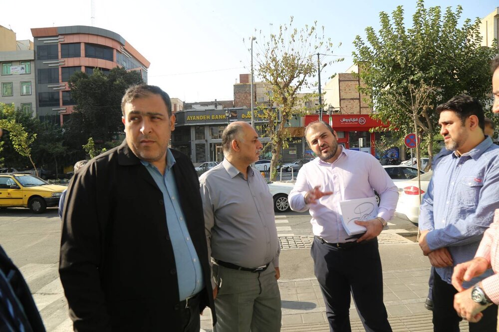  بازدید مدیرکل هماهنگی فنی و عمرانی شهرداری تهران از محور خیابان طبرسی 