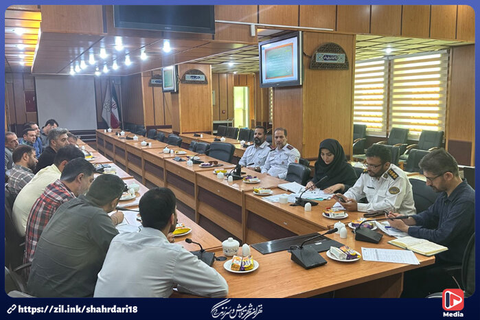 ممنوعیت تردد یک روزه انواع خودرو سبک و سنگین در خیابان قائم 