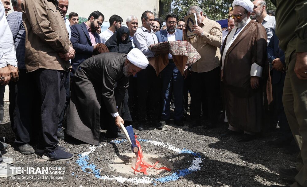 آیین کلنگ‌زنی مسجد حضرت رسول (ص) در منطقه ۱۸