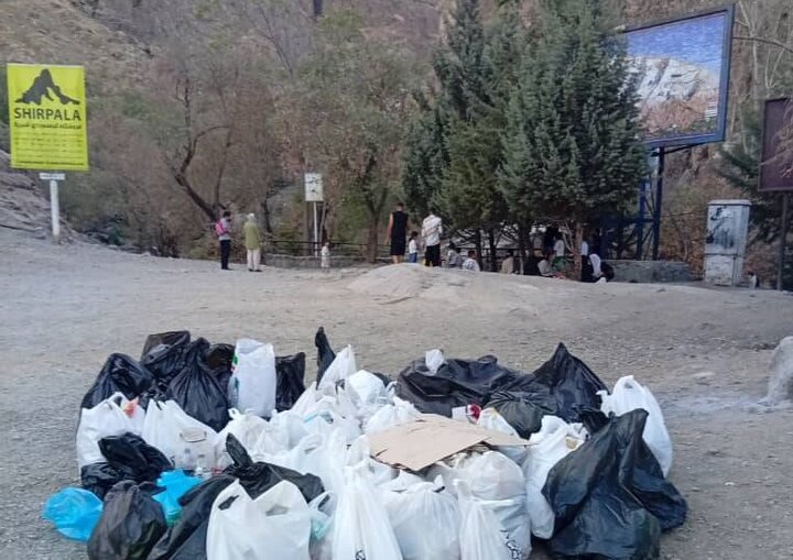 اجرای طرح‌های پاکسازی رودخانه‌ها و محورهای کوهستانی منطقه یک