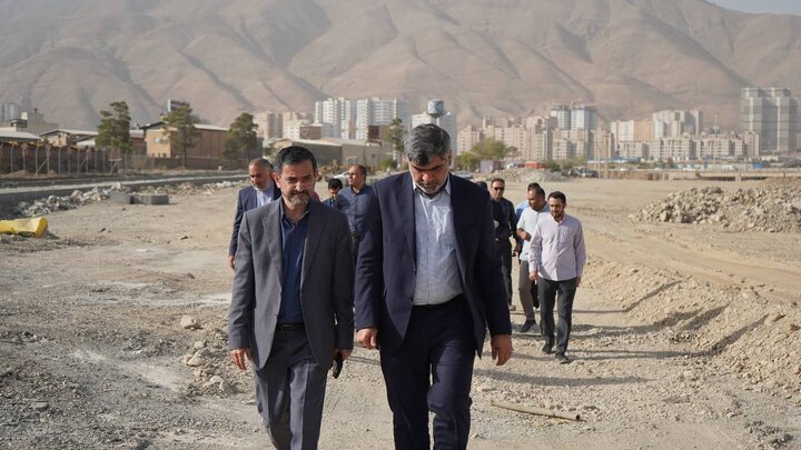 بازدید نماینده مجلس شورای اسلامی از پروژه‌های شاخص شهرداری منطقه ۲۱