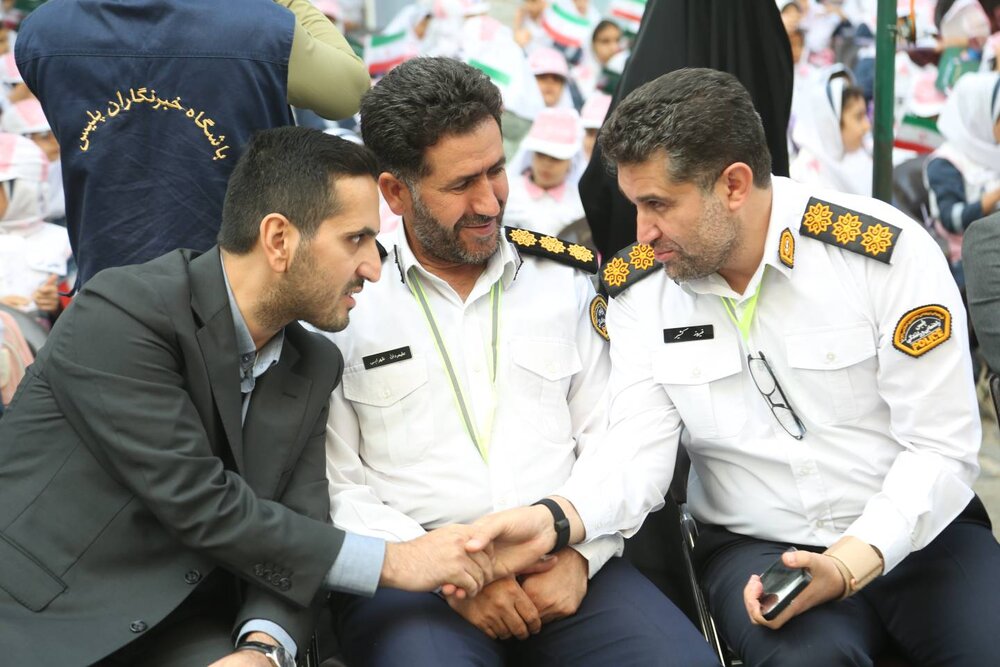 نواخته شدن زنگ مهر و آغاز پایش هوشمند ترافیک در منطقه ۱۰ همزمان با شروع سال تحصیلی