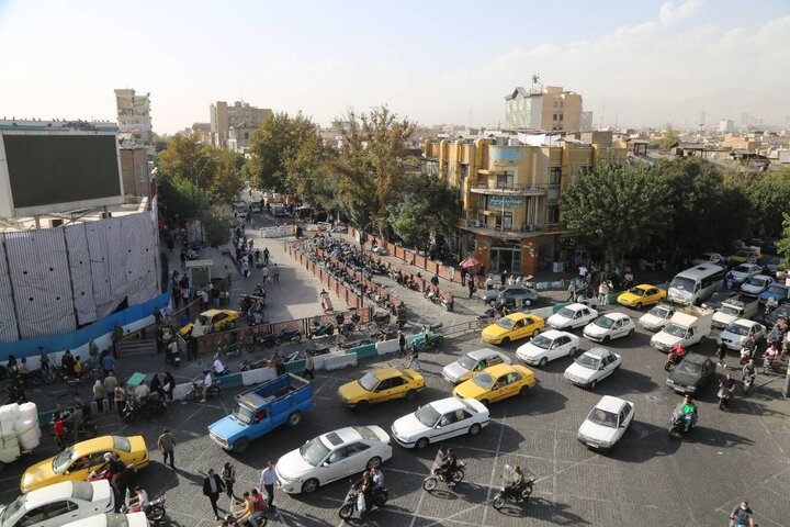 آغاز ساماندهی ترافیک چهارراه سیروس با اجرای «اصلاح هندسی»