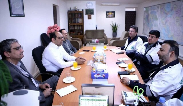 نشست مشترک و بازدید از نمایشگاه و آزمایشگاه‌ مرکز تحقیقات و تعلیمات حفاظت فنی و بهداشت کار