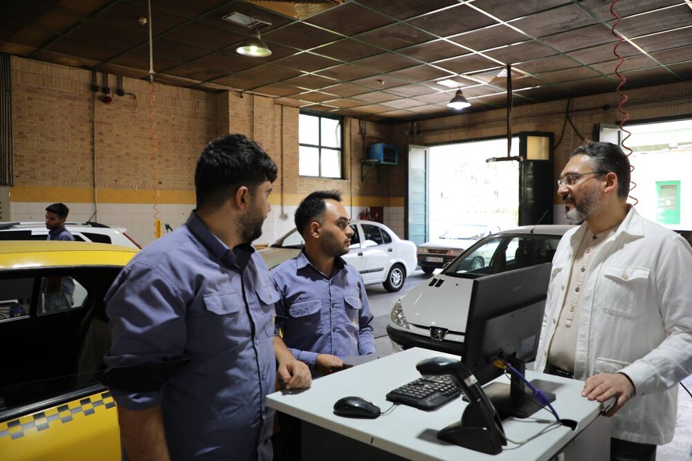 ساعت فعالیت مراکز معاینه فنی شهر تهران در پاییز + اسامی مراکزی که ایام تعطیل باز هستند